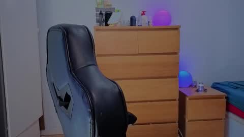  Free OF online show from October 2025 10:25:01 AM