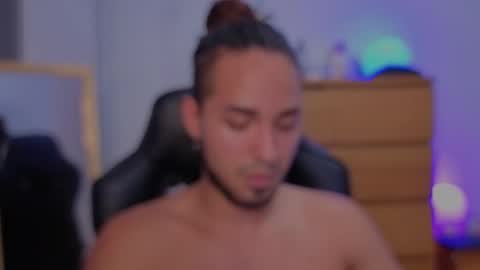  Free OF online show from October 2025 06:52:01 PM