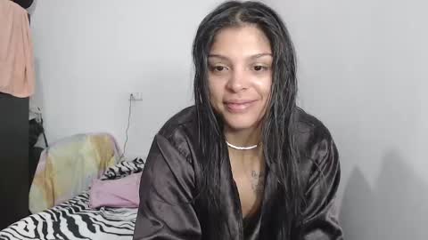 Snapshot of latin_meg chatting on December 2024 11:10:01 PM M E G A N online show from December 2024 11:10:01 PM