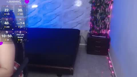 Snapshot of latin_mommy_ chatting on January 2026 05:27:02 PM Katheryn online show from January 2026 05:27:02 PM