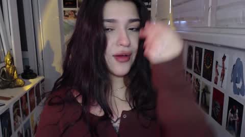 Snapshot of latina_mia chatting on December 2024 05:40:01 AM miiiiiiaaaa online show from December 2024 05:40:01 AM