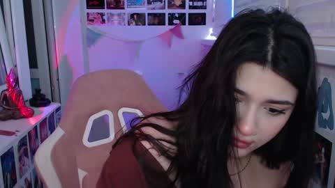 Snapshot of latina_mia chatting on December 2024 09:29:02 AM miiiiiiaaaa online show from December 2024 09:29:02 AM