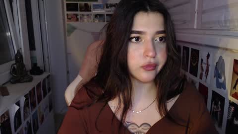 Snapshot of latina_mia chatting on December 2024 11:50:02 PM miiiiiiaaaa online show from December 2024 11:50:02 PM