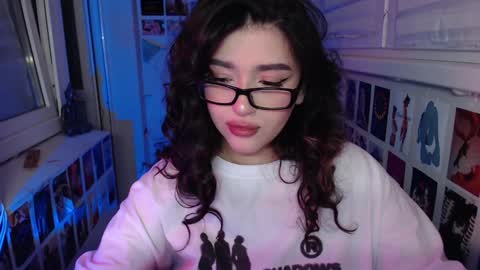 Snapshot of latina_mia chatting on January 2025 11:24:01 PM miiiiiiaaaa online show from January 2025 11:24:01 PM