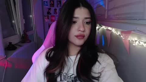 Snapshot of latina_mia chatting on February 2025 03:13:02 AM miiiiiiaaaa online show from February 2025 03:13:02 AM