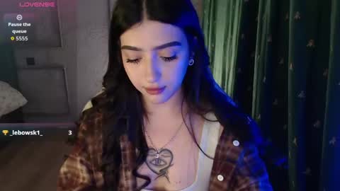 miiiiiiaaaa online show from May 2026 10:37:01 PM