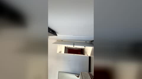 latinaanalxl online show from May 2026 04:24:02 PM