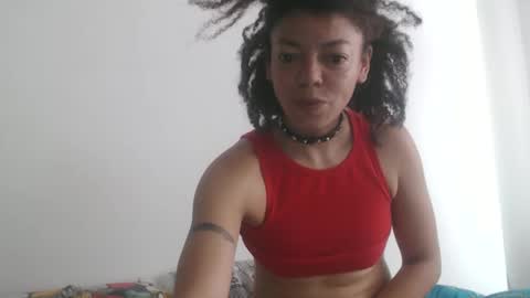 Latinacoka online show from May 2026 12:55:02 PM