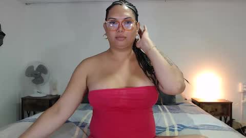 FLOR SALVAJE online show from November 2025 02:34:01 AM