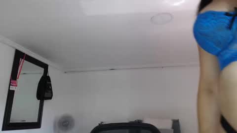 FLOR SALVAJE online show from May 2026 07:41:02 PM
