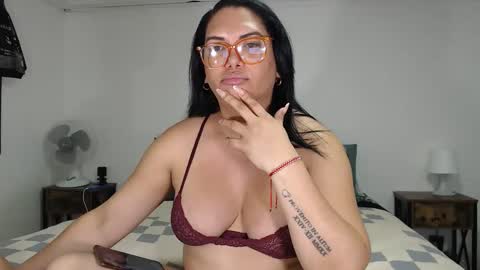 FLOR SALVAJE online show from May 2026 01:57:16 AM