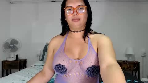 FLOR SALVAJE online show from June 2026 09:40:01 PM