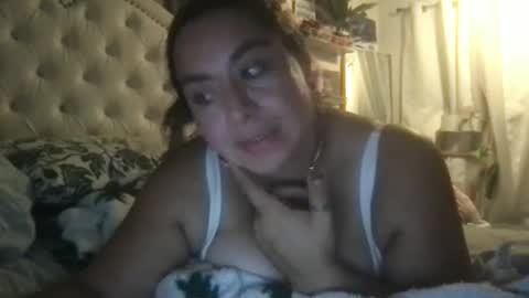 latinalinda02 online show from October 2025 03:07:02 AM