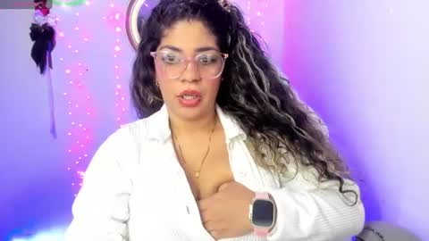 latinamav22 online show from July 2026 10:50:02 PM