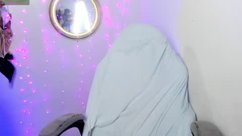 latinamav22 online show from July 2026 01:01:01 AM