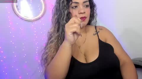 latinamav22 online show from July 2026 10:53:02 PM