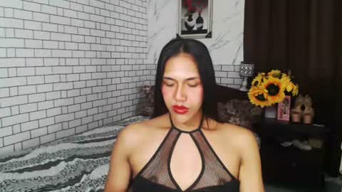 Cha online show from October 2025 06:27:01 PM