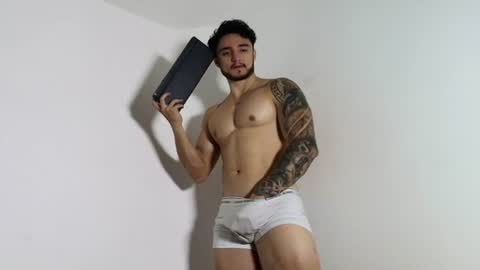 LatinBoyVIP  Colombian online show from June 2026 03:12:01 PM