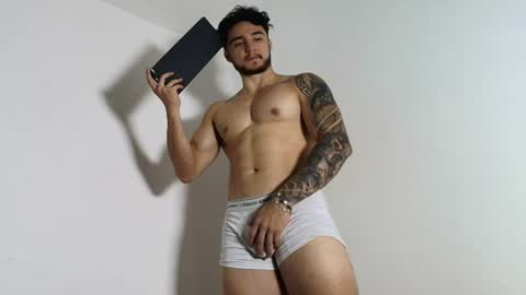 LatinBoyVIP  Colombian online show from June 2026 03:33:01 PM