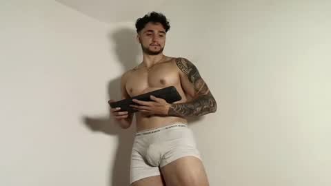 LatinBoyVIP  Colombian online show from July 2026 02:05:17 AM