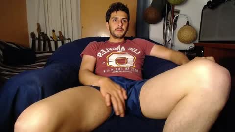 Snapshot of latincurious0 chatting on November 2025 11:27:01 PM Juanito online show from November 2025 11:27:01 PM