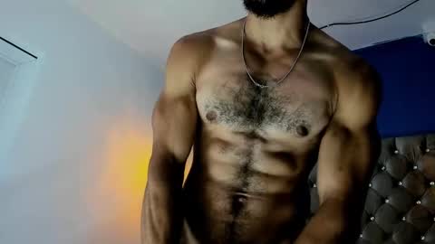 Snapshot of latinhotboys1 chatting on February 2025 06:14:01 AM Zeus online show from February 2025 06:14:01 AM