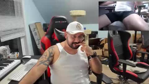 Snapshot of latinlove83 chatting on February 2026 03:37:02 AM LatinLover83 online show from February 2026 03:37:02 AM