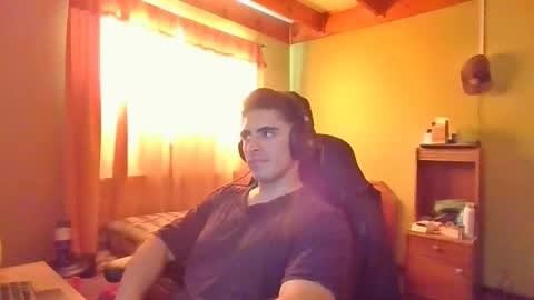 Snapshot of latinn_babe chatting on February 2025 09:56:01 PM latinn_babe online show from February 2025 09:56:01 PM