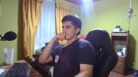 Snapshot of latinn_babe chatting on February 2025 03:59:01 AM latinn_babe online show from February 2025 03:59:01 AM