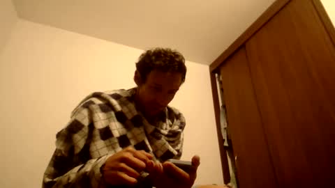 Snapshot of latinndexter chatting on November 2025 09:37:01 AM DEXTER online show from November 2025 09:37:01 AM