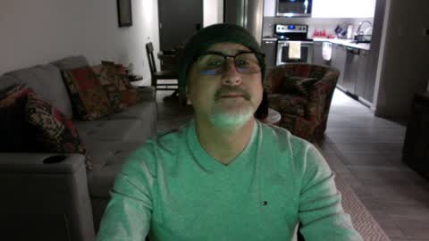 QS - INDEPENDENT MODEL online show from December 2024 12:09:01 AM