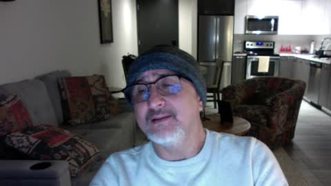 QS - INDEPENDENT MODEL online show from December 2024 07:02:02 AM