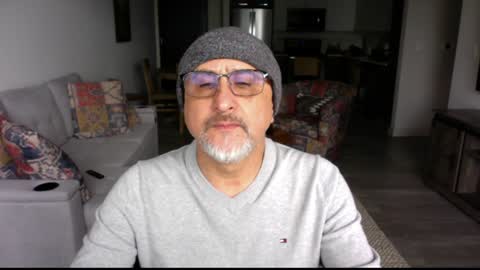 QS - INDEPENDENT MODEL online show from December 2024 07:34:02 PM