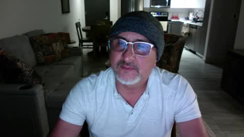 QS - INDEPENDENT MODEL online show from January 2025 03:09:02 AM