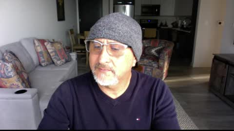 QS - INDEPENDENT MODEL online show from February 2025 10:09:02 PM