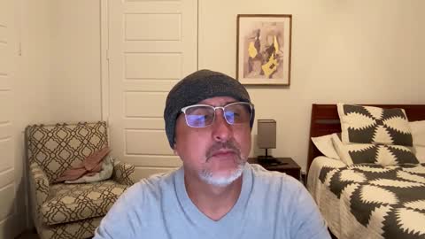 QS - INDEPENDENT MODEL online show from October 2025 02:55:01 AM