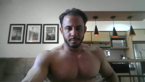 latino_rodri online show from June 2026 08:22:02 PM
