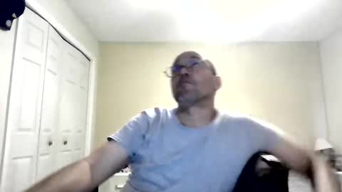 Snapshot of latinoinfla chatting on May 2026 06:09:01 PM latinoinfla online show from May 2026 06:09:01 PM