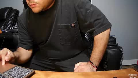 Snapshot of latinstud7 chatting on September 2025 11:47:02 AM Nico online show from September 2025 11:47:02 AM