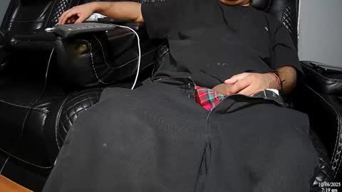 Snapshot of latinstud7 chatting on October 2025 12:17:02 PM Nico online show from October 2025 12:17:02 PM