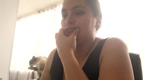 Julieta online show from March 2025 07:29:02 PM