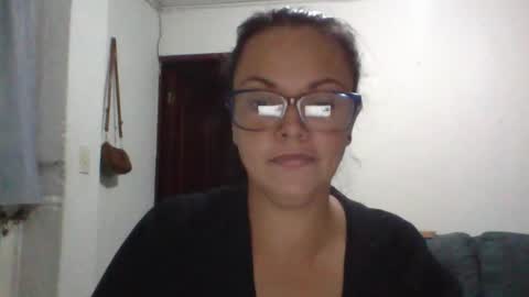 Snapshot of lau16310 chatting on January 2026 01:32:02 AM Laura online show from January 2026 01:32:02 AM