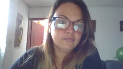 Snapshot of lau16310 chatting on February 2026 01:54:01 PM Laura online show from February 2026 01:54:01 PM