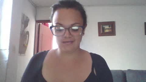 Snapshot of lau16310 chatting on February 2026 01:38:02 PM Laura online show from February 2026 01:38:02 PM