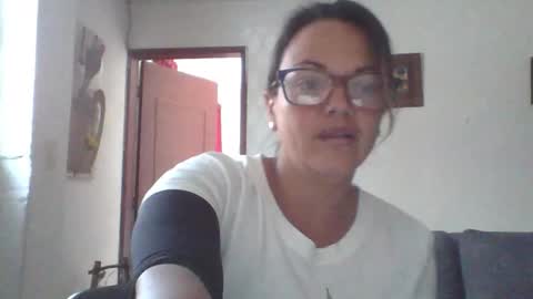 Snapshot of lau16310 chatting on February 2026 02:56:02 PM Laura online show from February 2026 02:56:02 PM