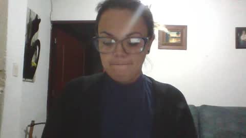 Snapshot of lau16310 chatting on February 2026 01:57:01 AM Laura online show from February 2026 01:57:01 AM