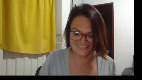 Snapshot of lau16310 chatting on May 2026 01:32:02 AM Laura online show from May 2026 01:32:02 AM