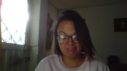Laura online show from June 2026 09:43:02 PM