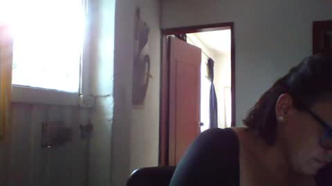 Laura online show from June 2026 08:44:02 PM