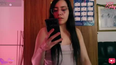 laujgray online show from March 2026 05:09:02 AM